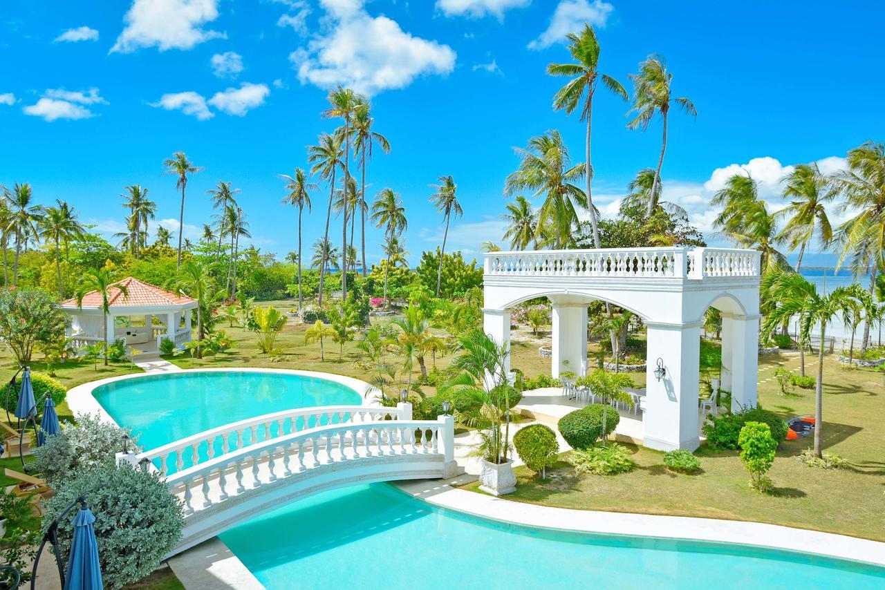 Hôtel Casablanca By The Sea à Olango Island Extérieur photo