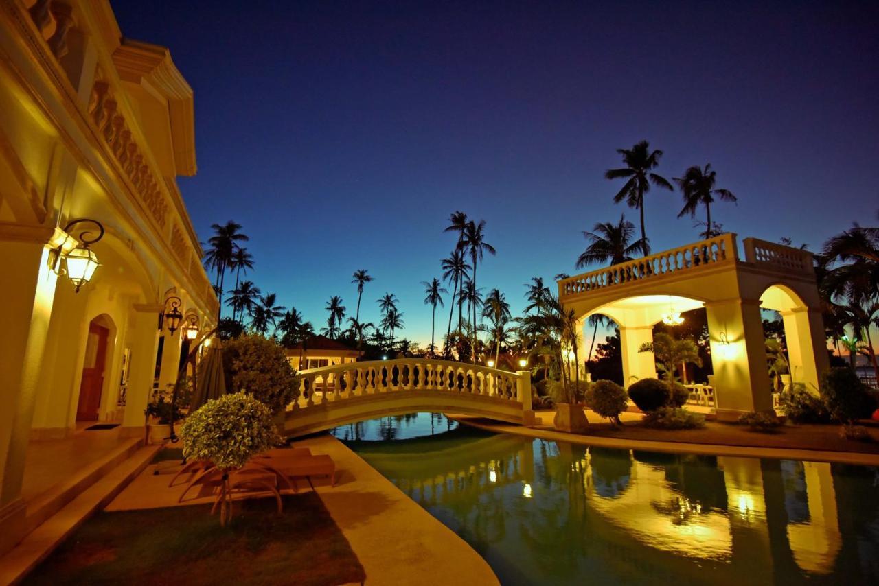 Hôtel Casablanca By The Sea à Olango Island Extérieur photo